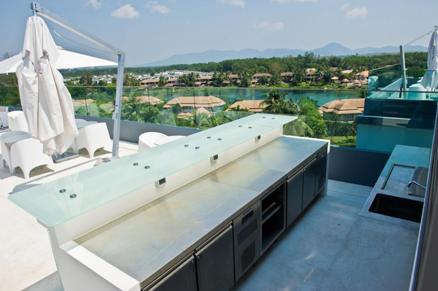 Ocean Stone Lägenhet Phuket Exteriör bild